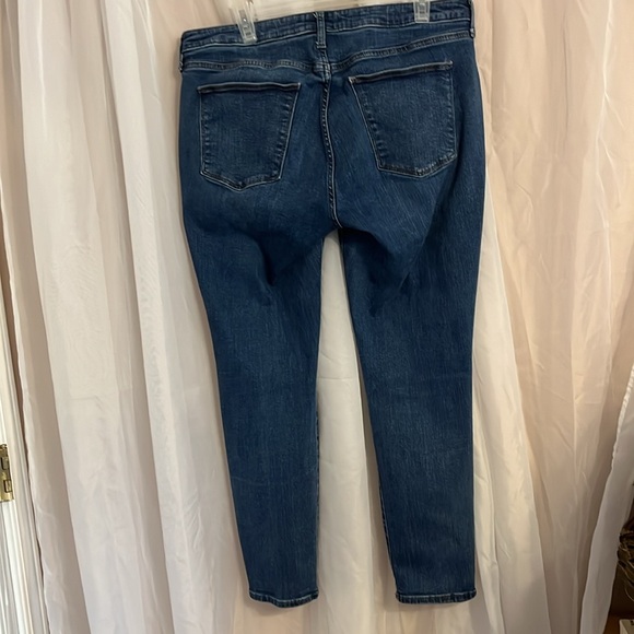 Universal thread 16/33R mid rise curvy skinny jeans - Picture 2 of 6